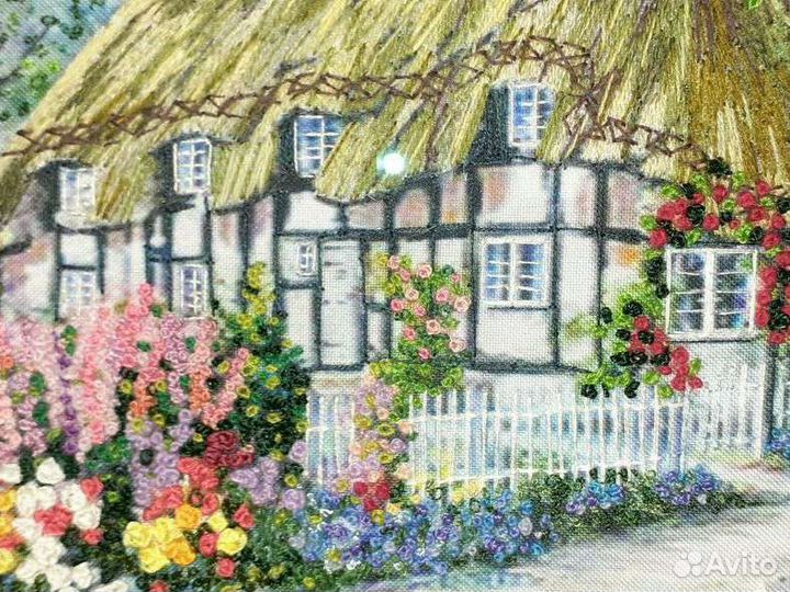 Картина вышитая лентами, гладью, ручная работа