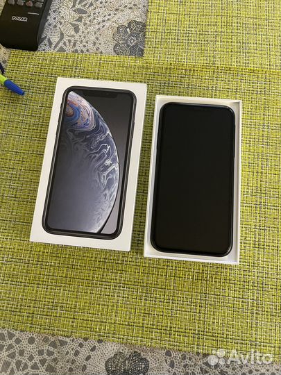iPhone Xr, 64 ГБ