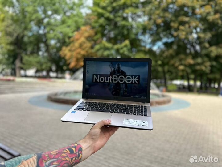 Офисный ноутбук Asus на Intel/SSD