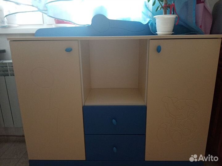 Стеллаж детский