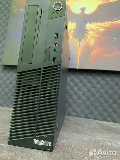 Lenovo ThinkCentre M72e i3-2120/8GB DDR3/SSD 256Gb