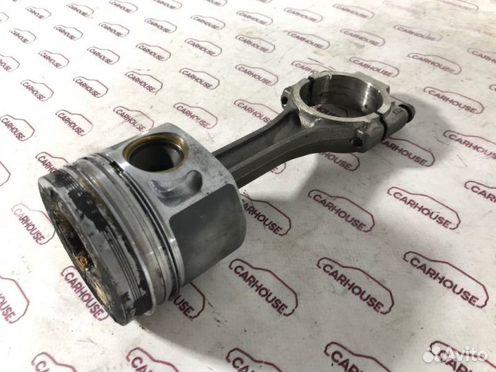 Шатун с поршнем Volkswagen Passat B5 3B2 1.9 AJM