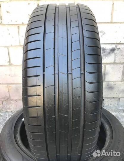 Pirelli P Zero 225/50 R18