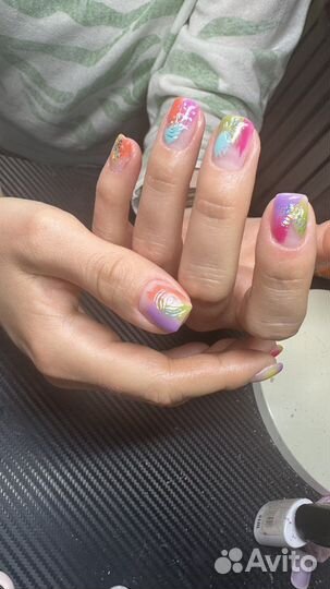 Наращивание ресниц Маникюр шугаринг