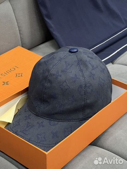 Кепка louis vuitton