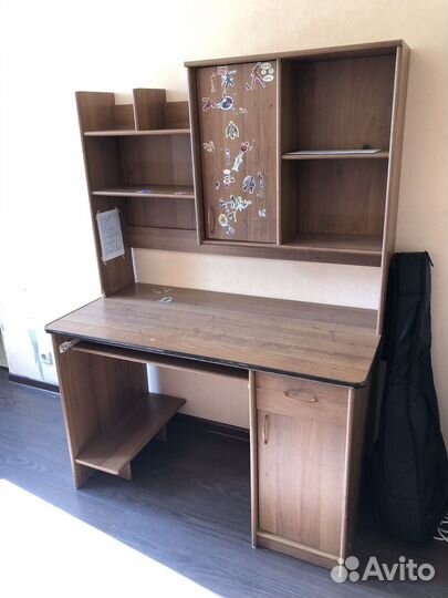 Компьютерный стол