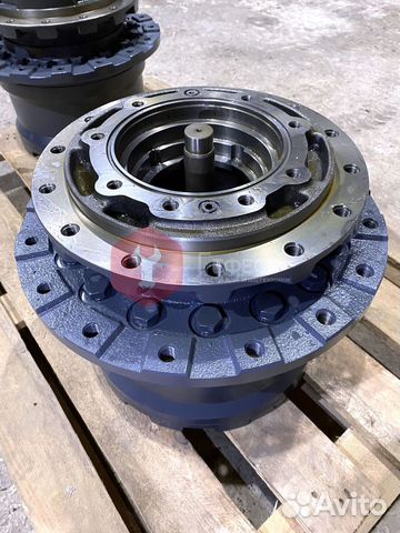 Редуктор хода Hitachi ZX130-3-hcme