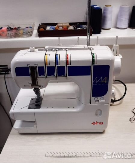 Распошивальная машина Elna 444