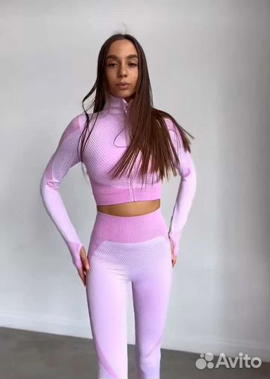 Спортивный костюм женский новый