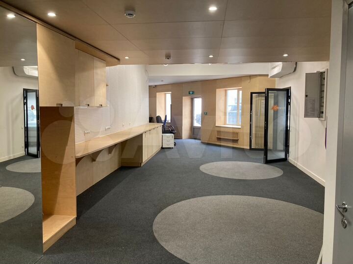 Аренда офиса 55 кв.метров, 2 этаж