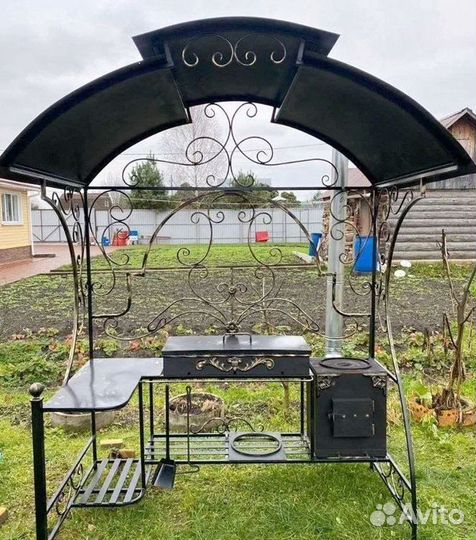 Мангал кованый с крышей