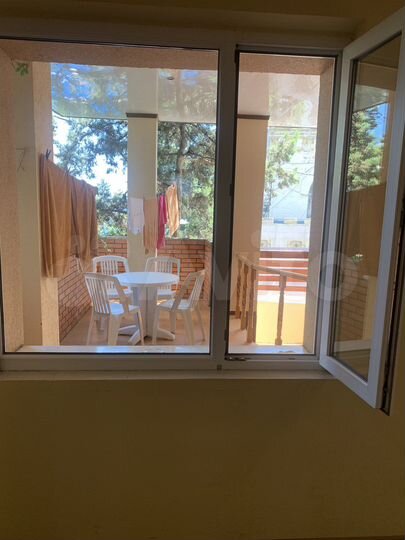 Комната 50 м², 1/3 эт.