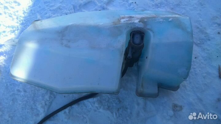 Бачок омывателя Renault Logan 2012 фаза 2