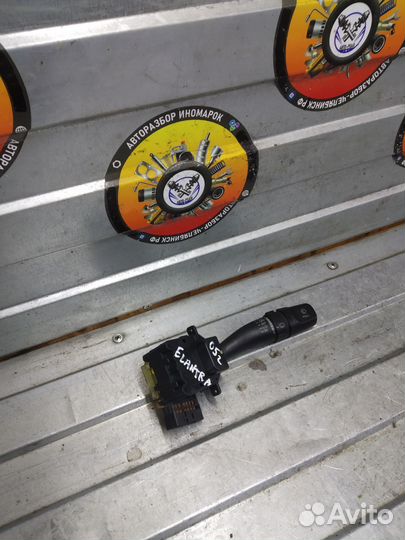 Переключатель подрулевой Hyundai Elantra HD