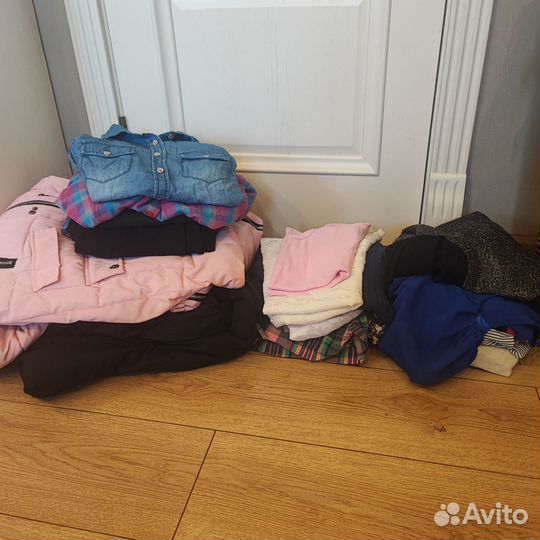 Фирменная одежда пакетом 42