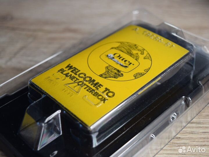 Противоударный чехол OtterBox Defender