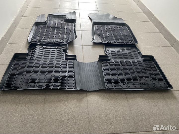 Ковры в салон Джили Атлас Про