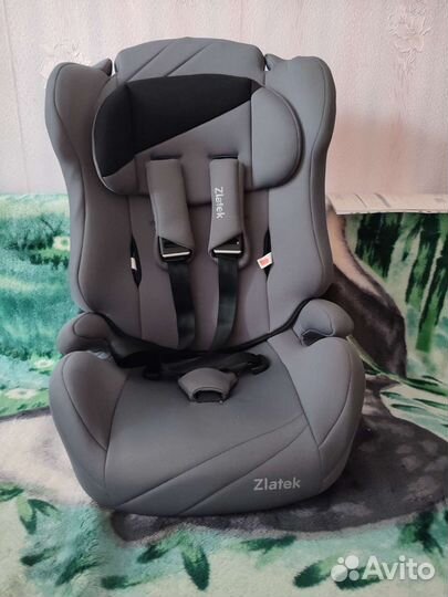 Детское автокресло