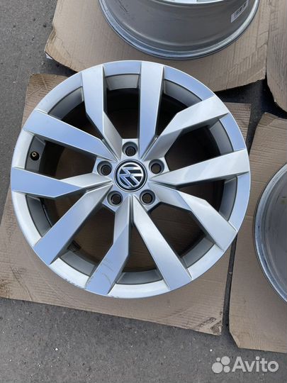 Диски VW Golf 7 Jetta R17