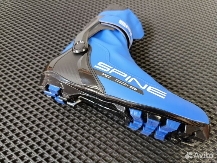 Лыжные ботинки Fischer Spine Concept Skate Polaris