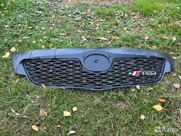 Решетка радиатора toyota corolla 150