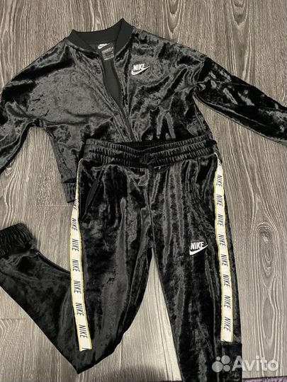 Костюм для девочки Nike 122