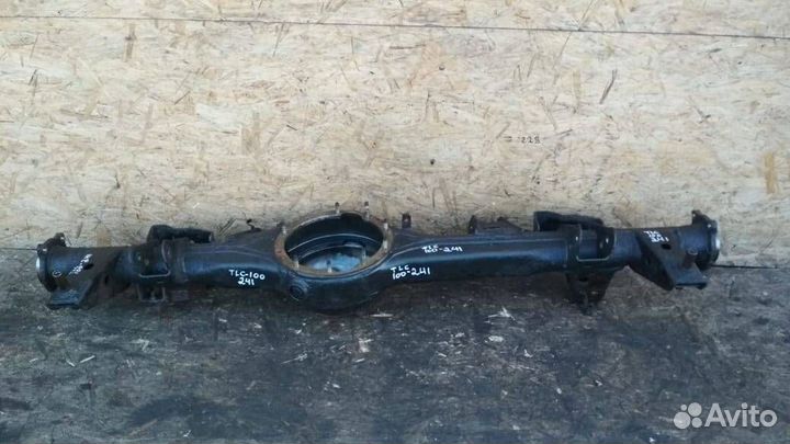 Корпус заднего моста Lexus LX470 Land Cruiser 100