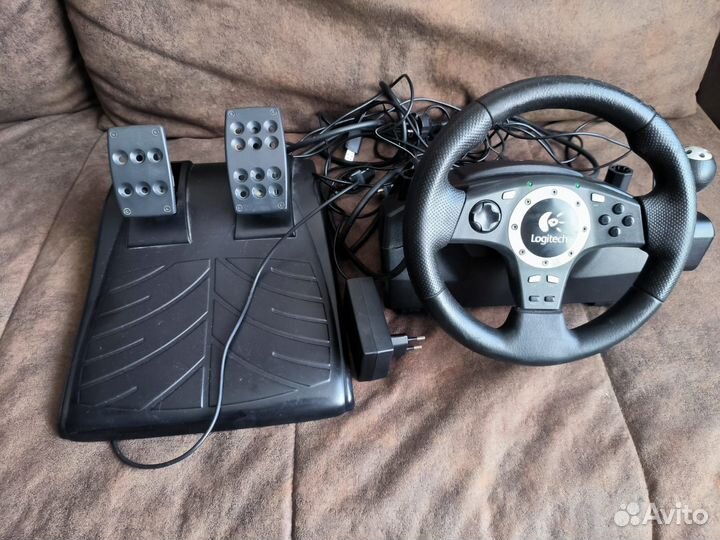 Руль Logitech Driving Force Pro