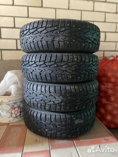 R13 Nokian Tyres Nordman 7 175/70, PCD 4x98 DIA 58.5