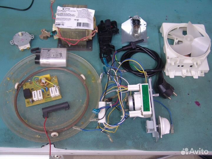 Запчасти к микроволновке vitek VT-1680