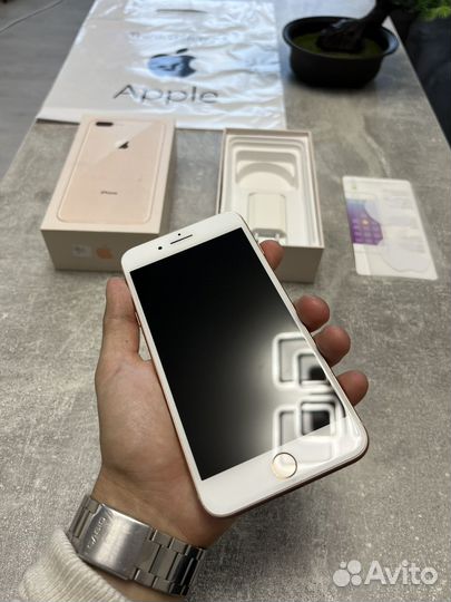 iPhone 8 Plus, 64 ГБ