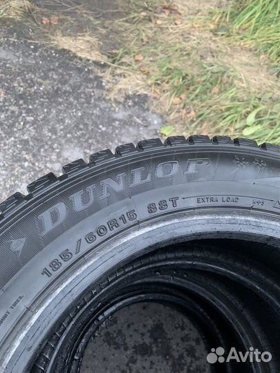 Dunlop SP Winter Ice 02 185/60 R15 88T