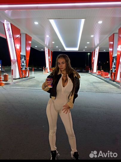 Женский трикотажный комбинезон