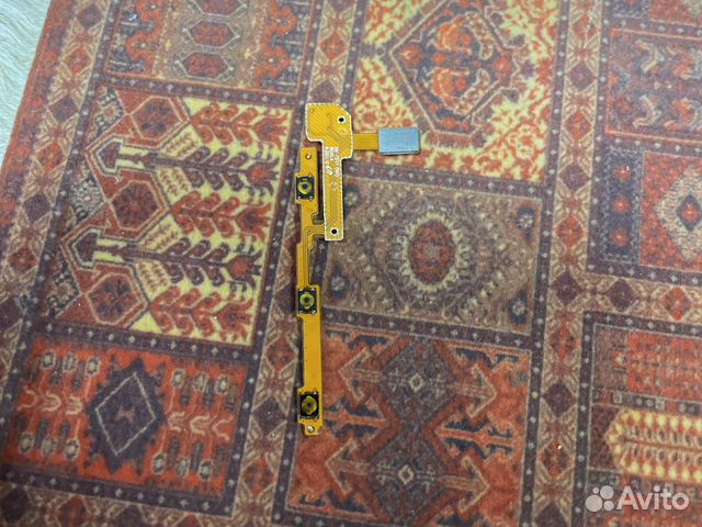 Шлейф громкости Samsung T210