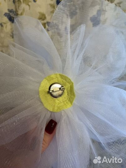 Объёмная брошь