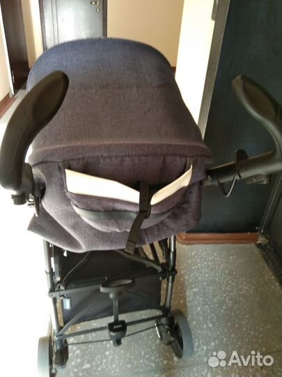 Прогулочная коляска peg perego si