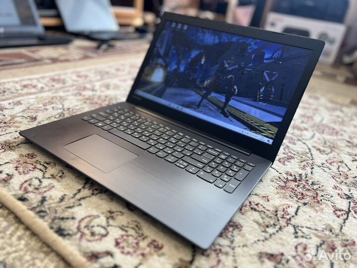 Мощный Ноутбук Lenovo i5-7200u/12гб/1тр