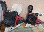 Хоккейные коньки Бауэр vapor размер 1R