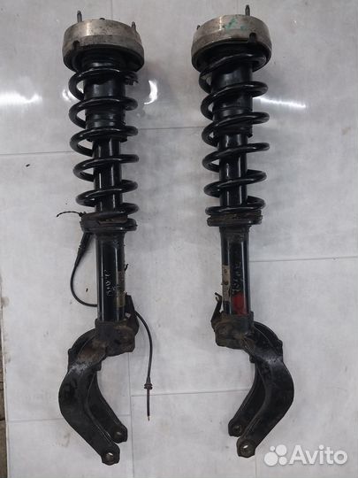 Стойка передняя правая X5 BMW E70 E71