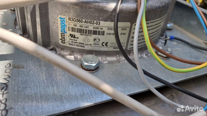 Вентилятор Ebmpapst R3G560-AH02-03 центробежный EC