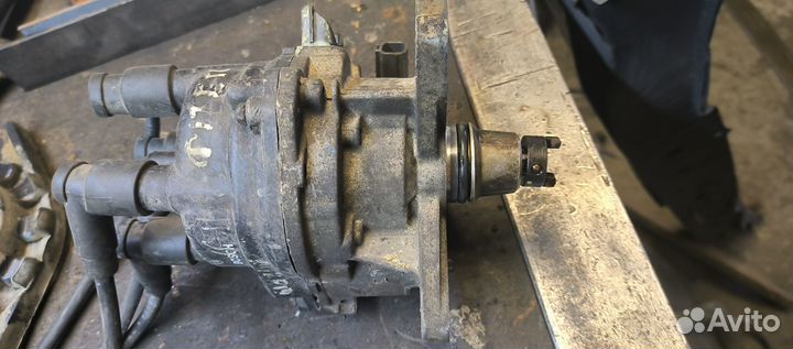 Трамблёр Nissan Micra K11