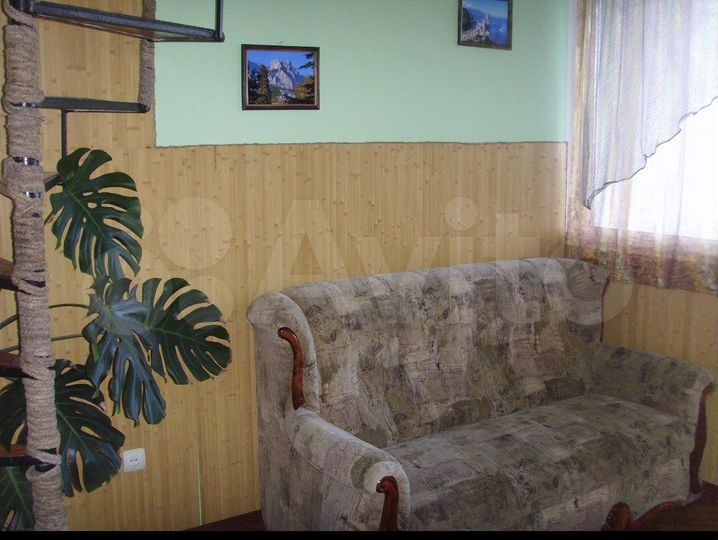 Комната 50 м² в 3-к., 2/3 эт.