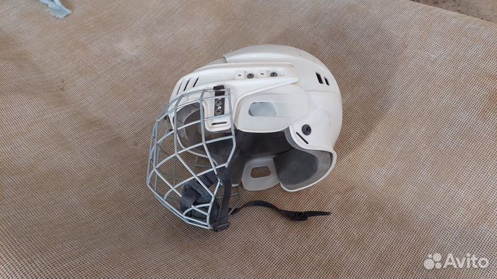 Хоккейный шлем детский, хоккейная клюшка