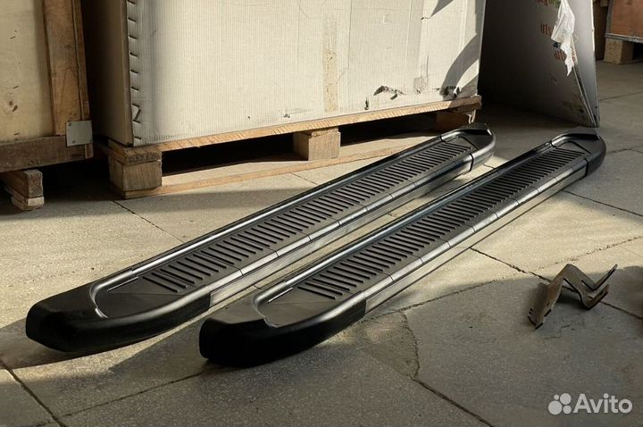 Пороги jeep Grand Cherokee wk 2 с 2013 года