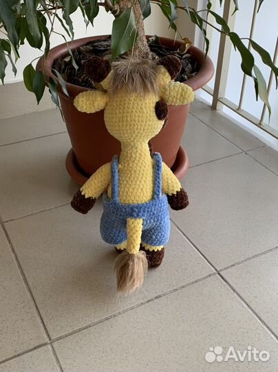 Вязаный плюшевый жираф амигуруми