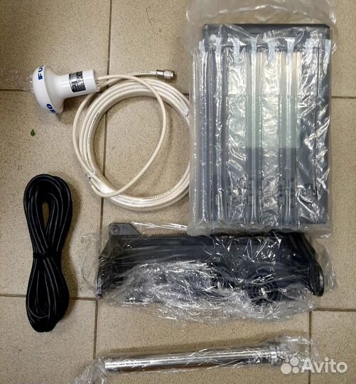 Приёмник-навигатор GPS furuno GP-80, комплект