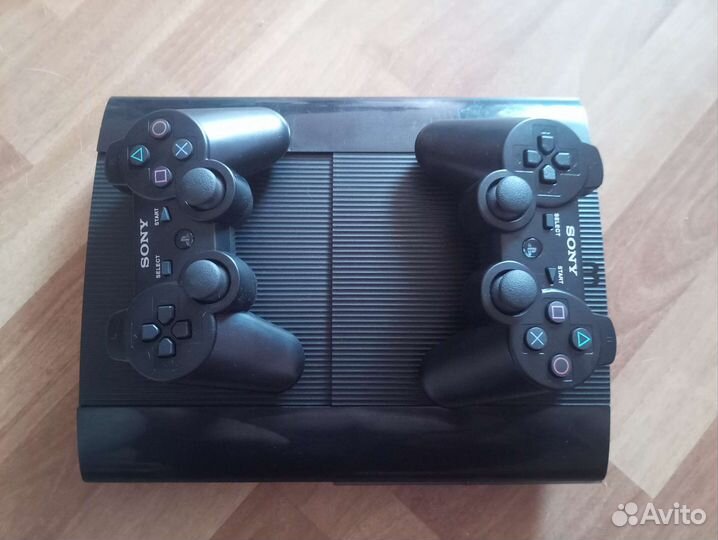 PS3 super slim 500гб +80игр