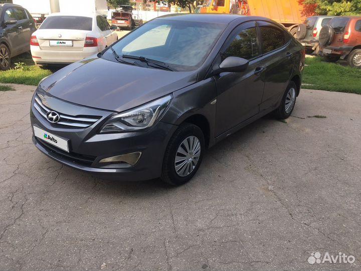 Hyundai Solaris 1.4 AT, 2015, 182 680 км