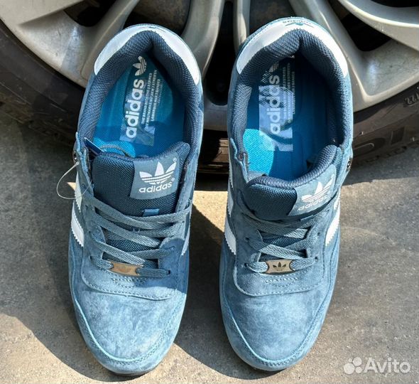 Кроссовки adidas