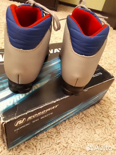 Лыжные ботинки 30 размер